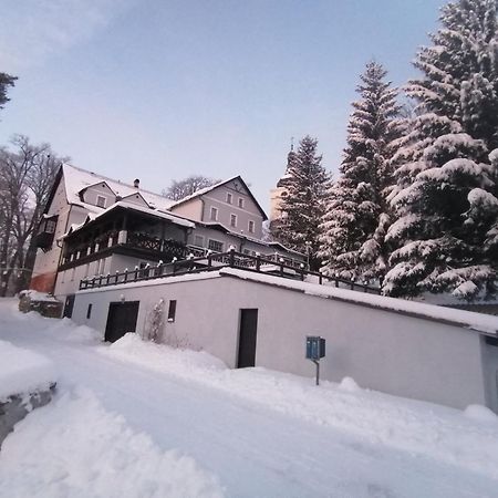 Hotel Auri Rudnik Exterior photo