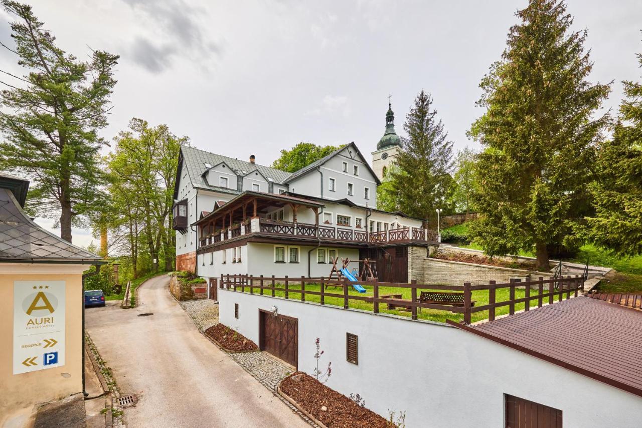Hotel Auri Rudnik Exterior photo